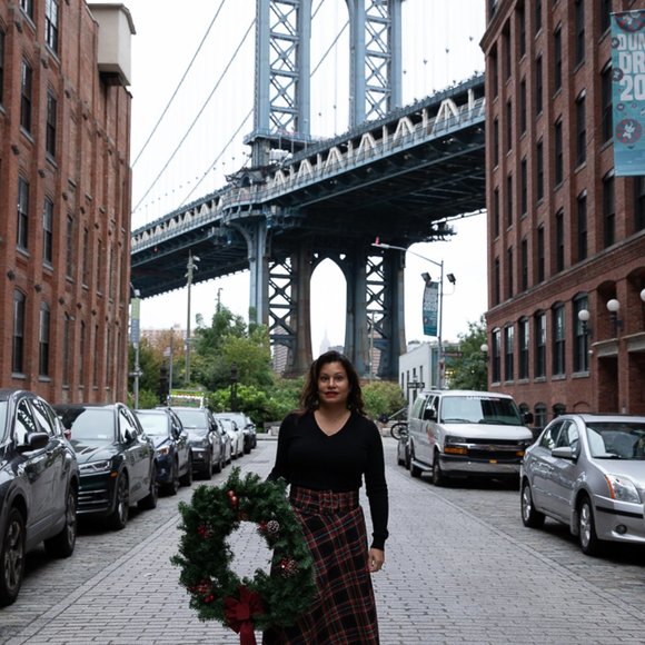 Meet your Posher, Janet - Picture 2 of 3